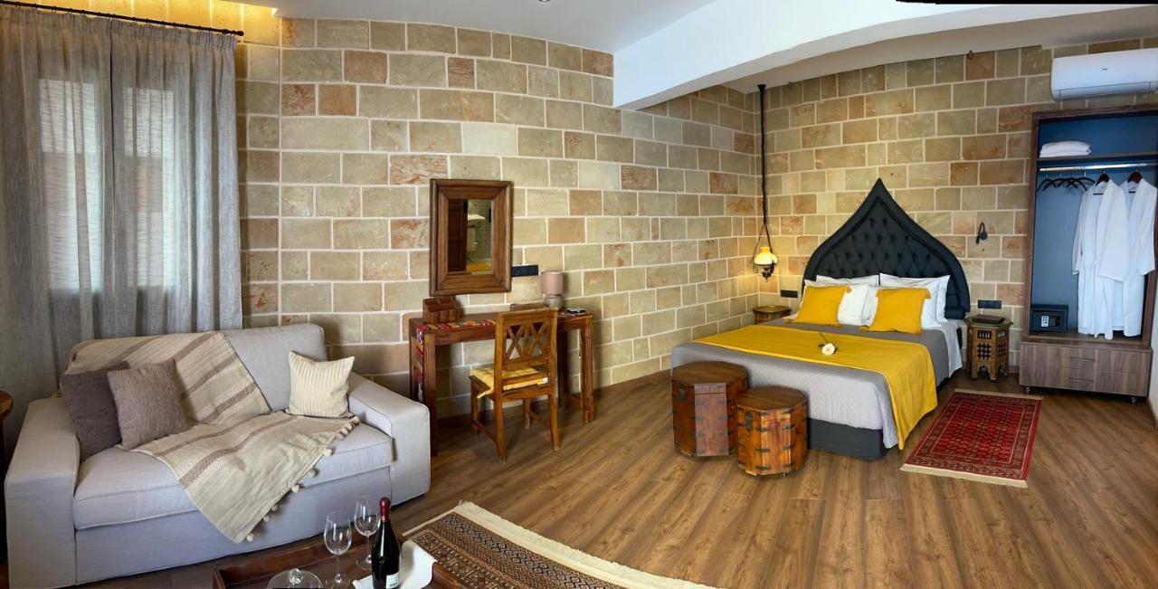 Utopia Luxury Suites - Old Town Rhodes City 外观 照片