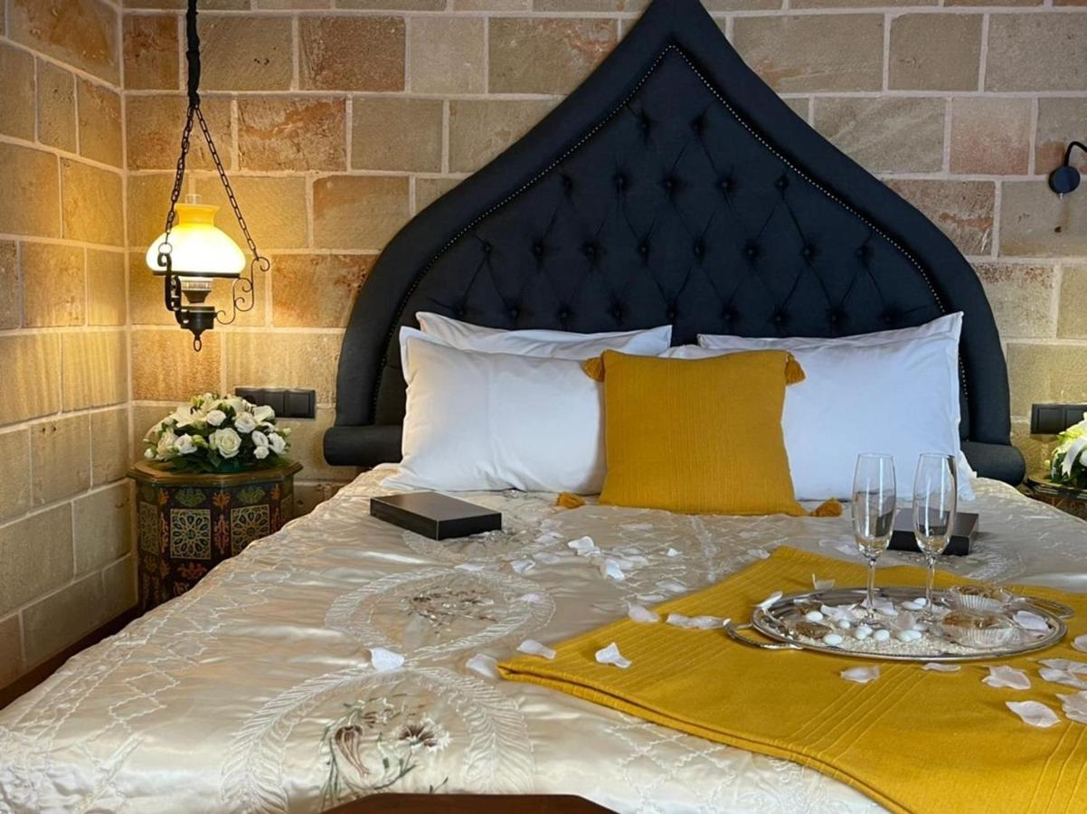 Utopia Luxury Suites - Old Town Rhodes City 外观 照片