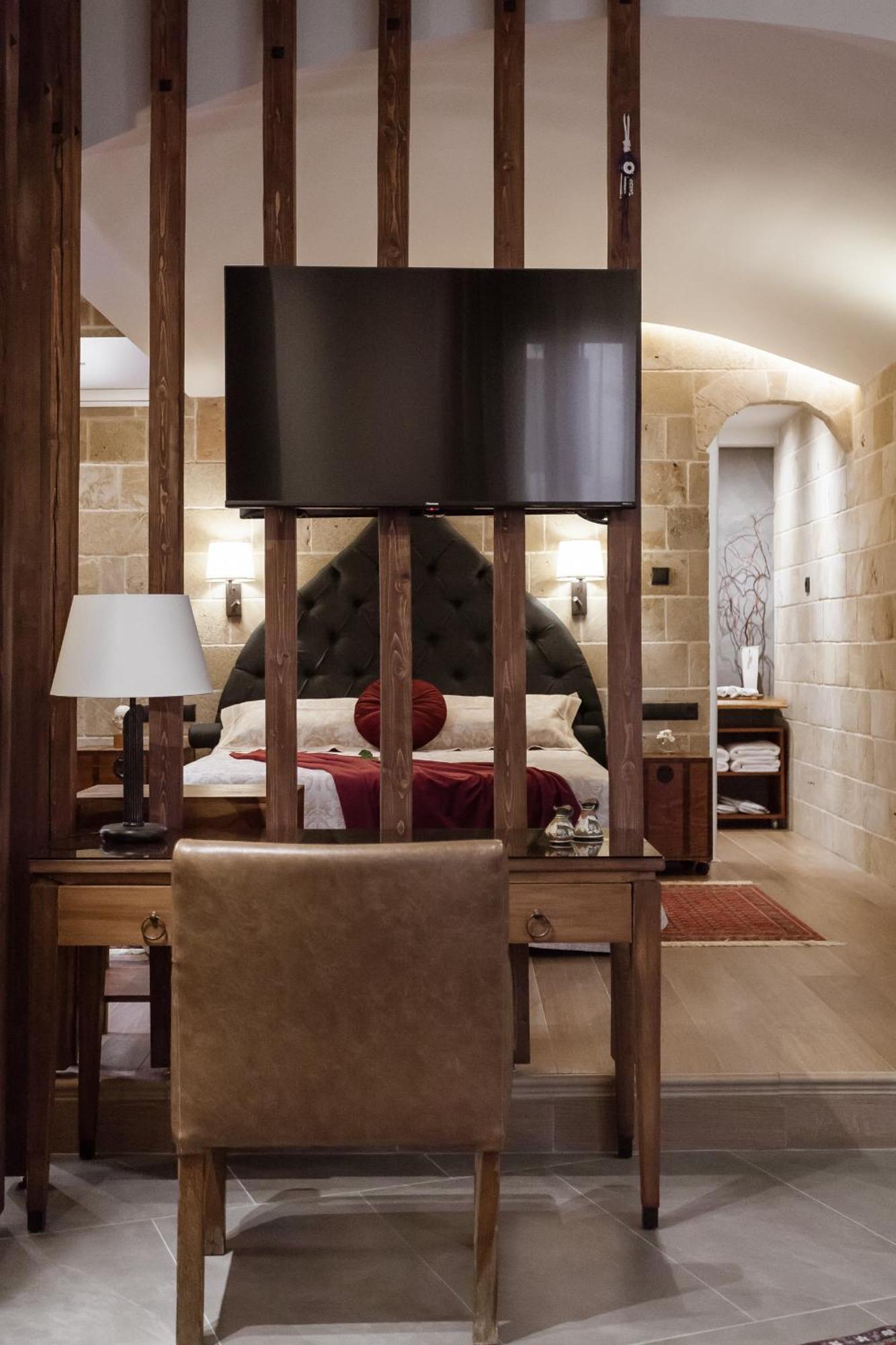 Utopia Luxury Suites - Old Town Rhodes City 外观 照片