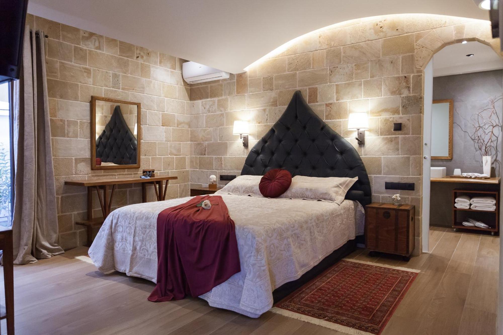 Utopia Luxury Suites - Old Town Rhodes City 外观 照片