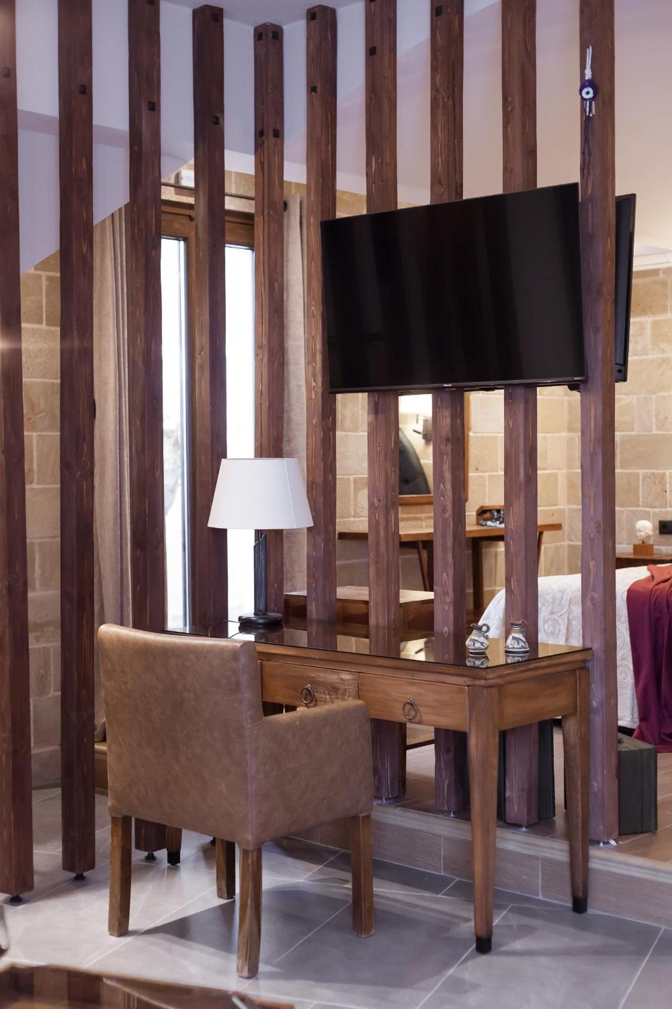 Utopia Luxury Suites - Old Town Rhodes City 外观 照片