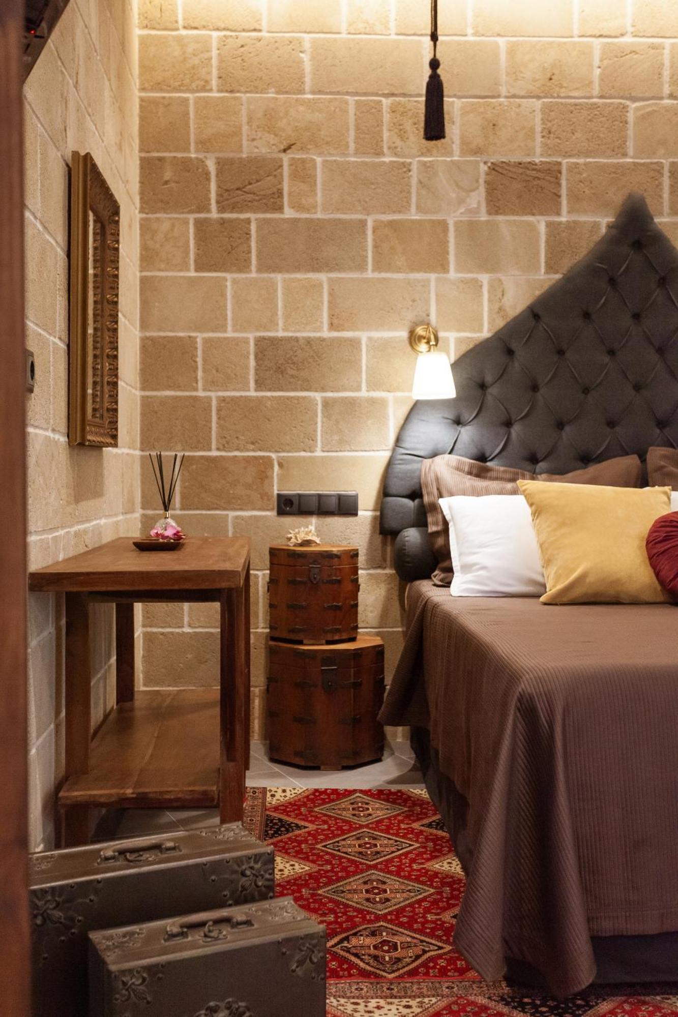 Utopia Luxury Suites - Old Town Rhodes City 外观 照片